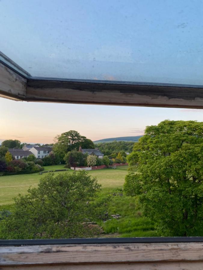 Riverbank Cottage Lake District Double Balcony Egremont  外观 照片