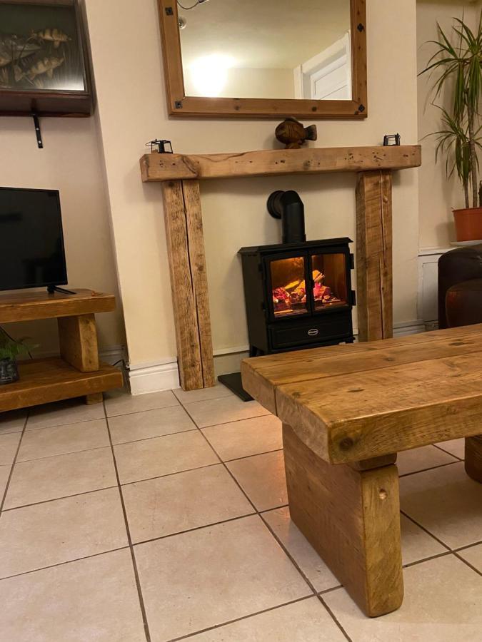 Riverbank Cottage Lake District Double Balcony Egremont  外观 照片
